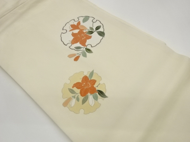 Nagoya obi with gold-colored snowflake and flower-leaf pattern